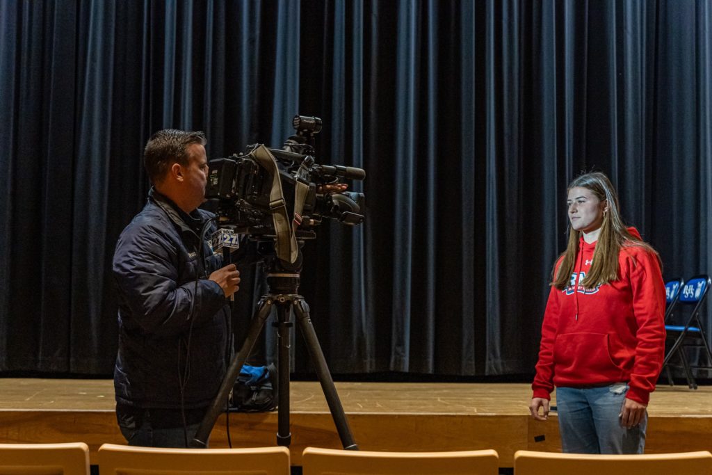 Mary Brant interviewing with WKBN